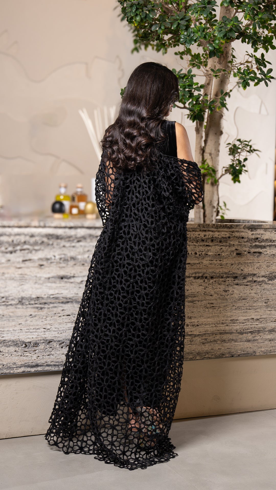 Velvet Net in Black دراعه
