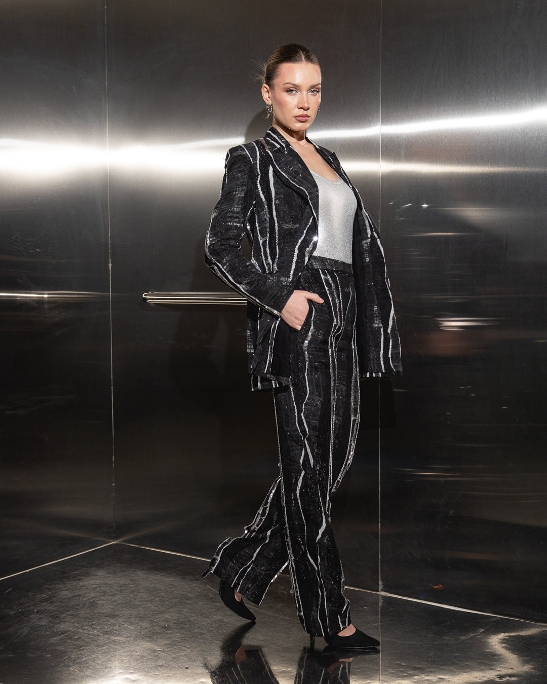 Midnight Line Suit Blazer