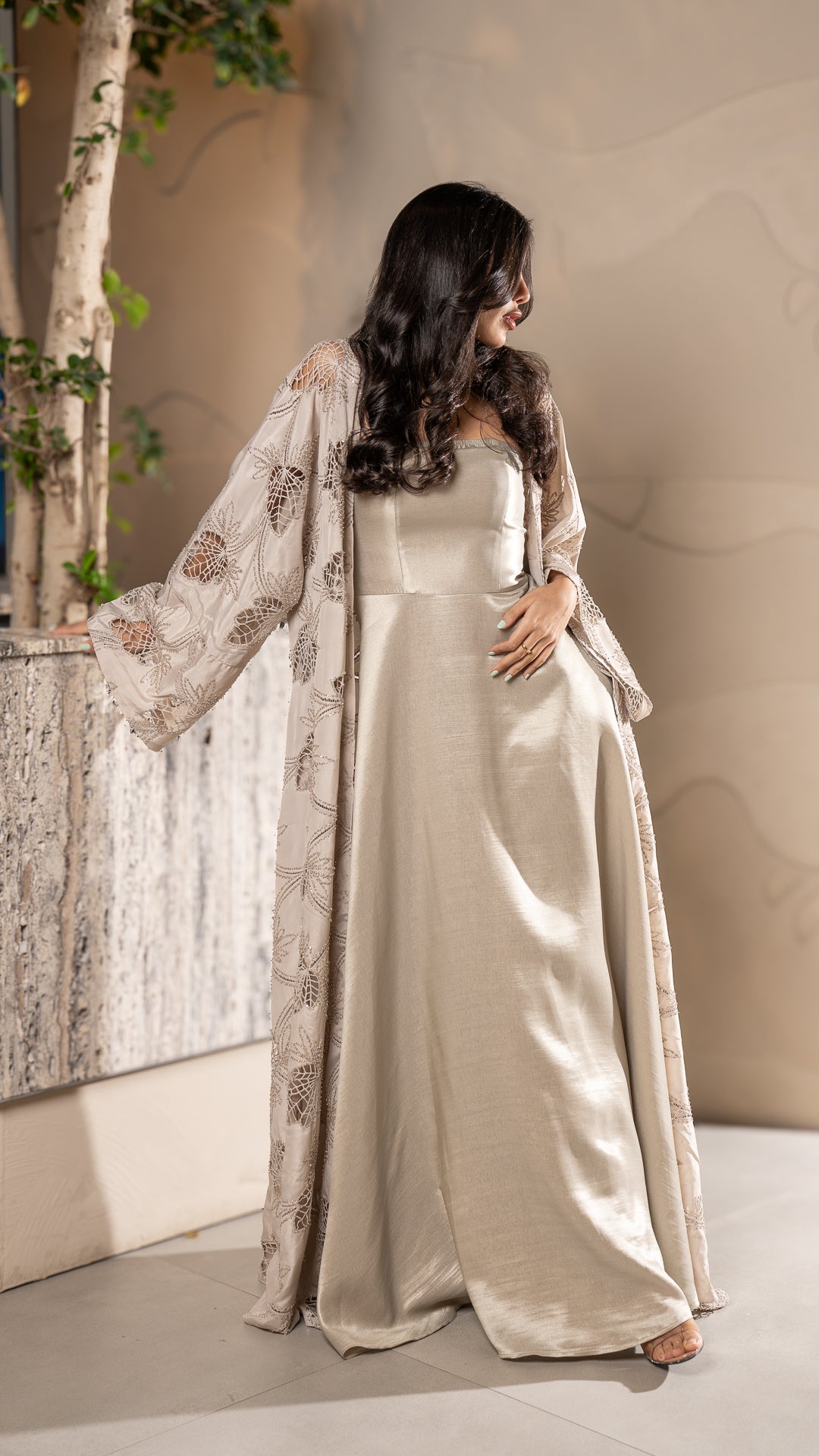 Desert in Beige دراعة