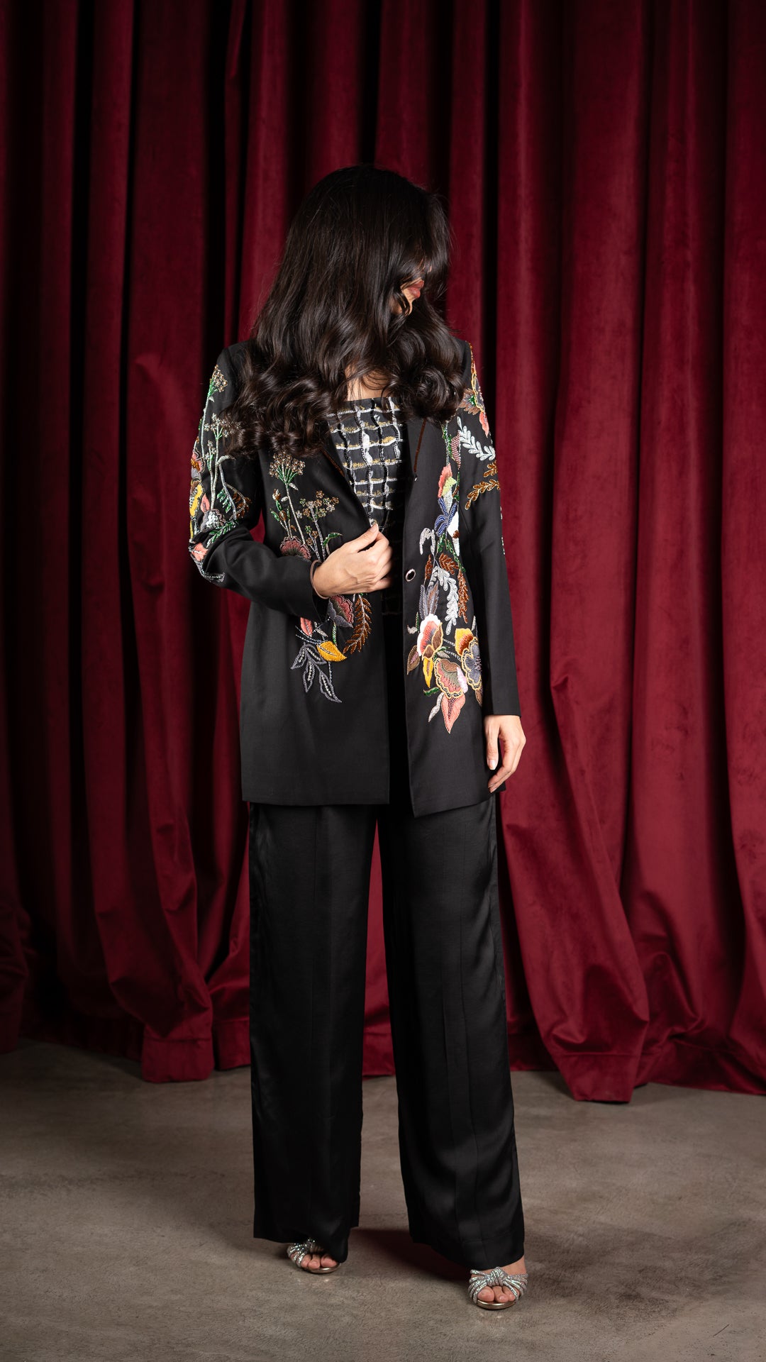 Garden EMB Blazer جاكيت