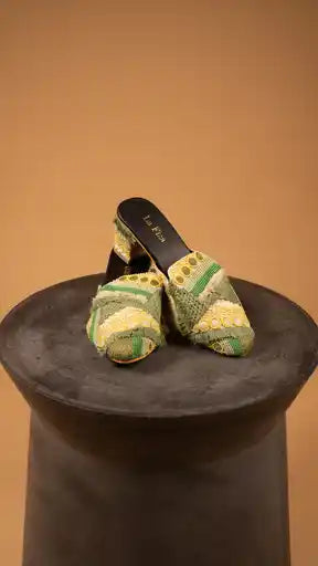 112212 Green Heals كعب